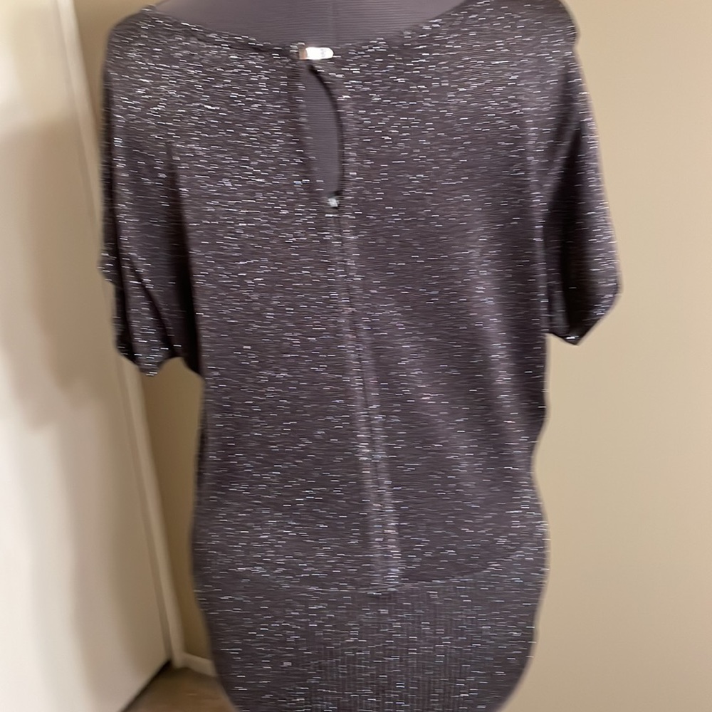Premise Studio sweater - Picture 2 of 3